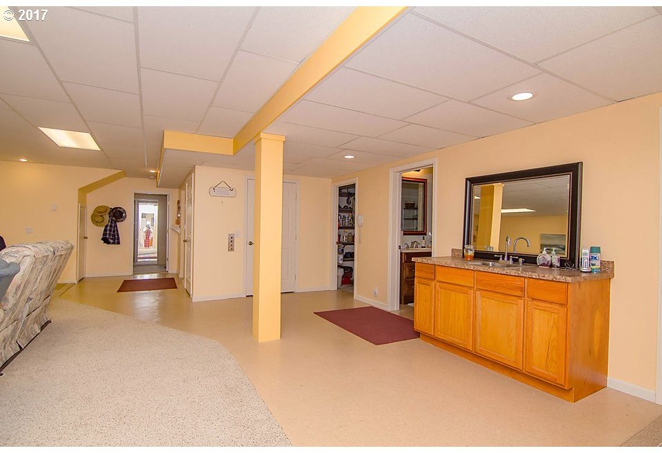 167 Jamie Loop Roseburg, OR 97471 - Photo 28 of 31 Gallery Image 28