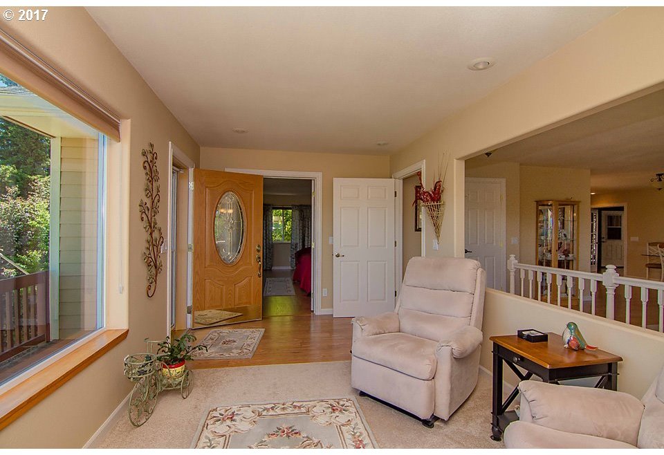 167 Jamie Loop Roseburg, OR 97471 - Photo 6 of 31 Gallery Image 6