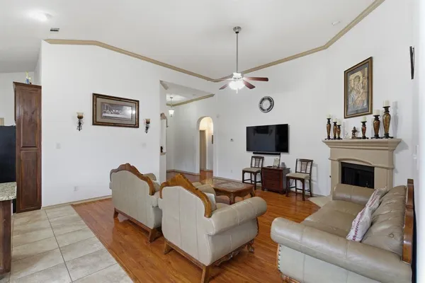 $2,550 | 1442 Furlong Court, Irving, TX 75060