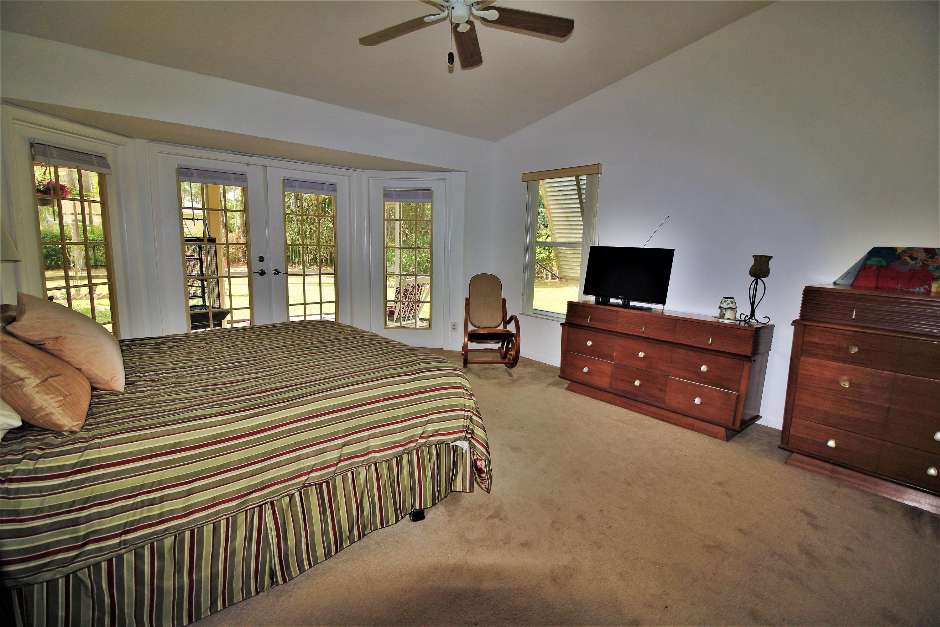 14082 86th Road North Loxahatchee, FL 33470 - Photo 10 of 39 5