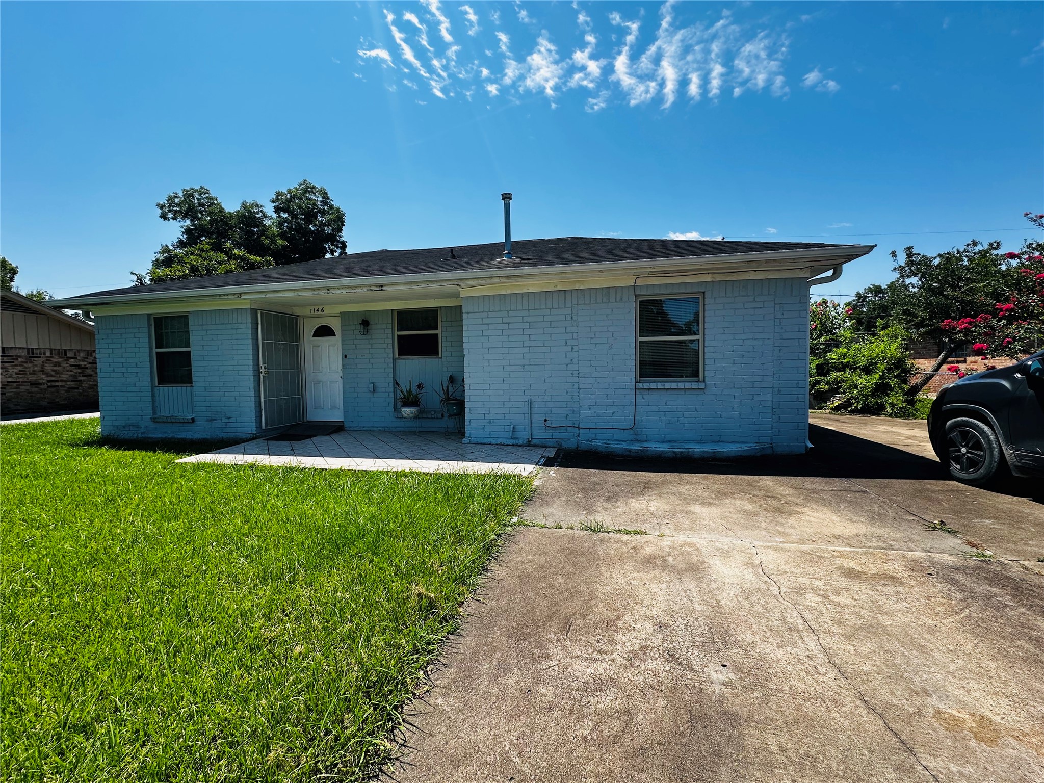 1146 Mitchell Road Houston, TX 77037 - Photo 1 of 14 Gallery Image 1