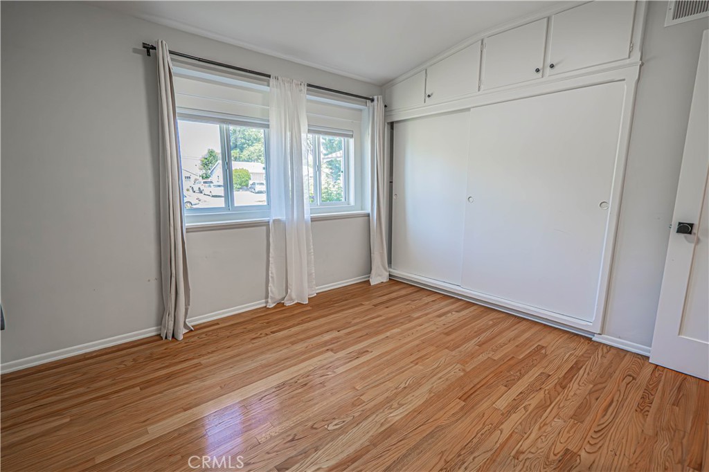 8534 Bothwell Road Northridge, CA 91324 - Photo 12 of 37