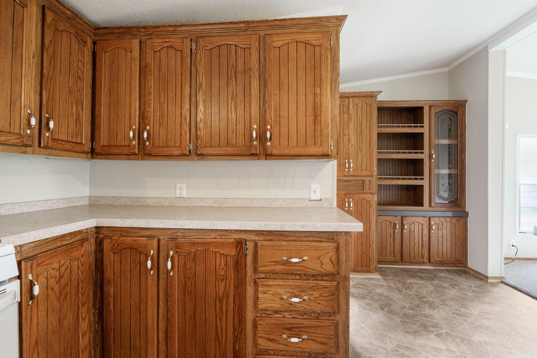 963 Bowtown Road Delaware, OH 43015 - Photo 20 of 56 963 Bowtown Rd(Interior)-16