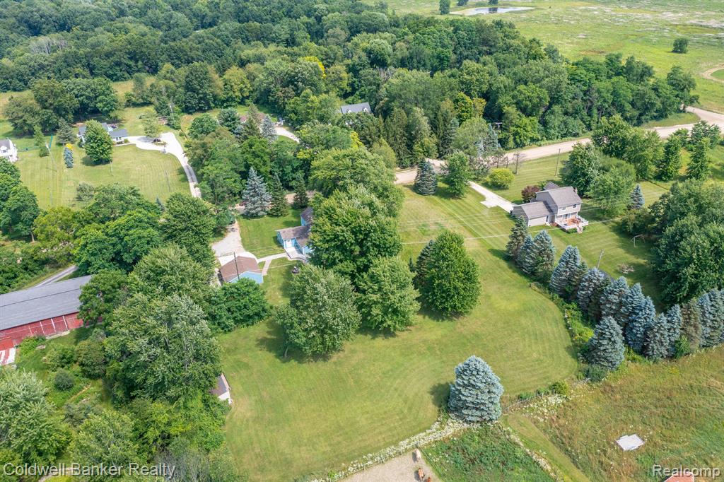205 North Kellogg Road Howell, MI 48843 - Photo 25 of 47