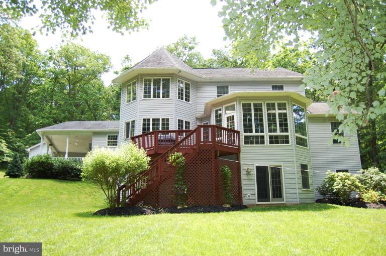 15 Bee Tree Road Parkton, MD 21120 - Photo 3 of 30 Exterior (Rear)