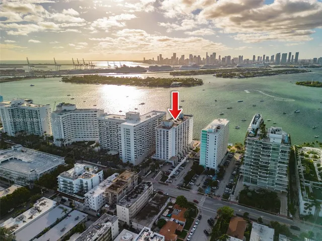 $474,000 | 1228 West Avenue, Unit 704, Miami Beach, FL 33139