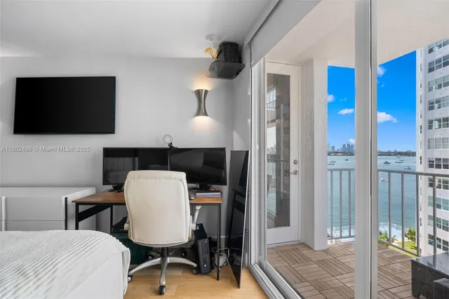 $474,000 | 1228 West Avenue, Unit 704, Miami Beach, FL 33139