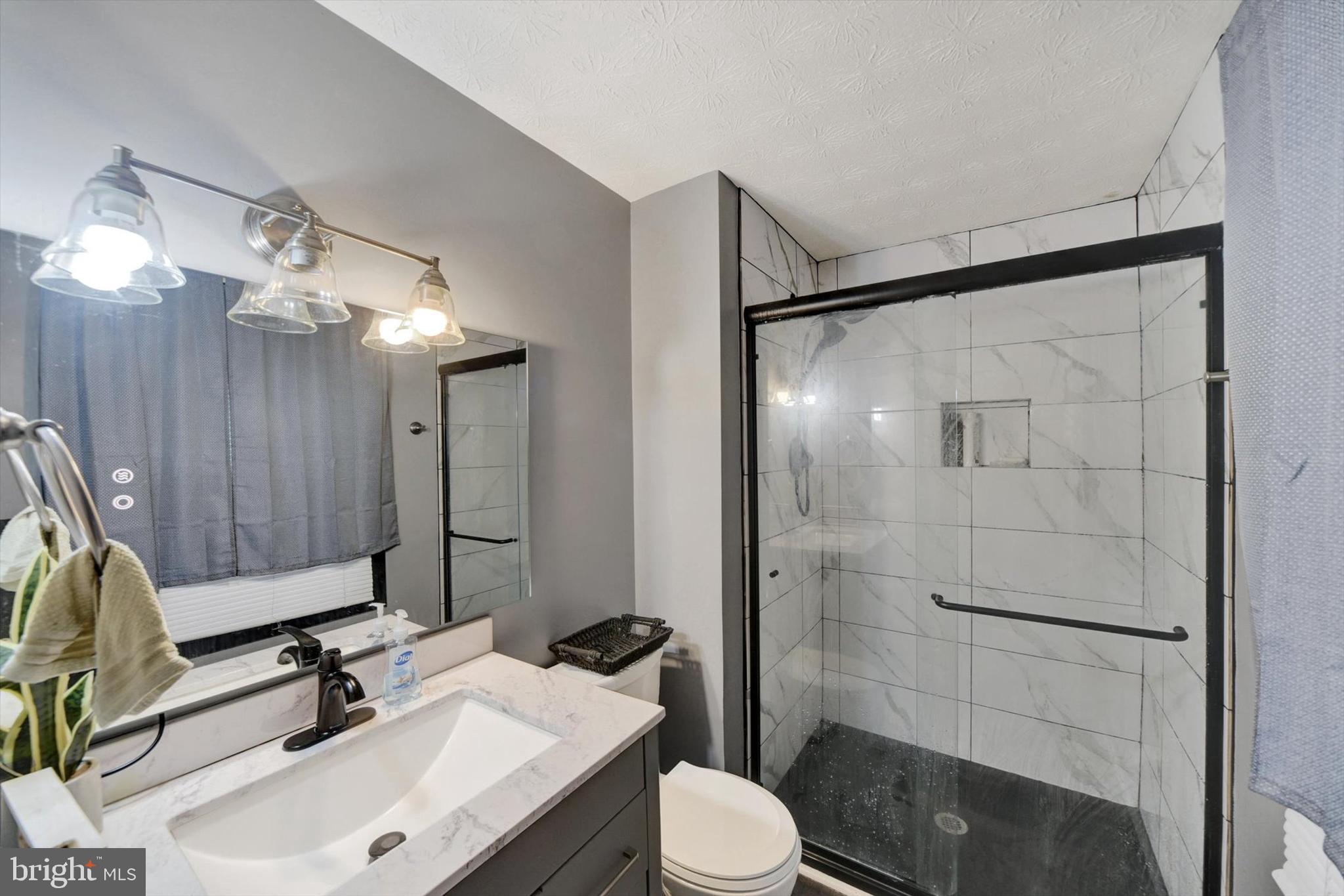 9 1st Light Court Rosedale, MD 21237 - Photo 18 of 29