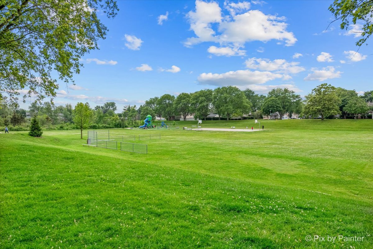 1220 South Lorraine Road, Unit 2H Wheaton, IL 60189 - Photo 21 of 25 Gallery Image 21