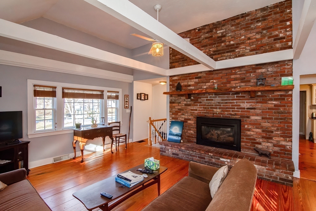 989 Concord Road Marlborough, MA 01752 - Photo 13 of 29 Gallery Image 13