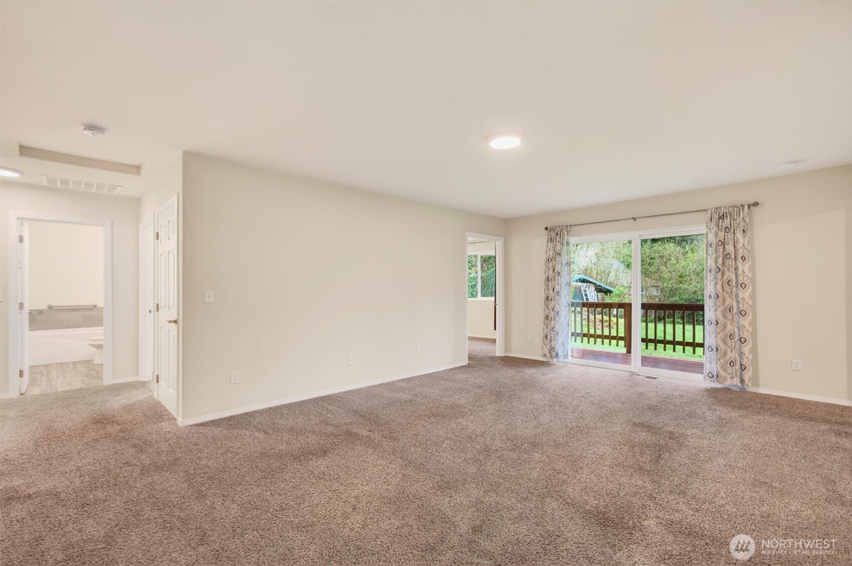 2926 37th Avenue Longview, WA 98632 - Photo 12 of 31
