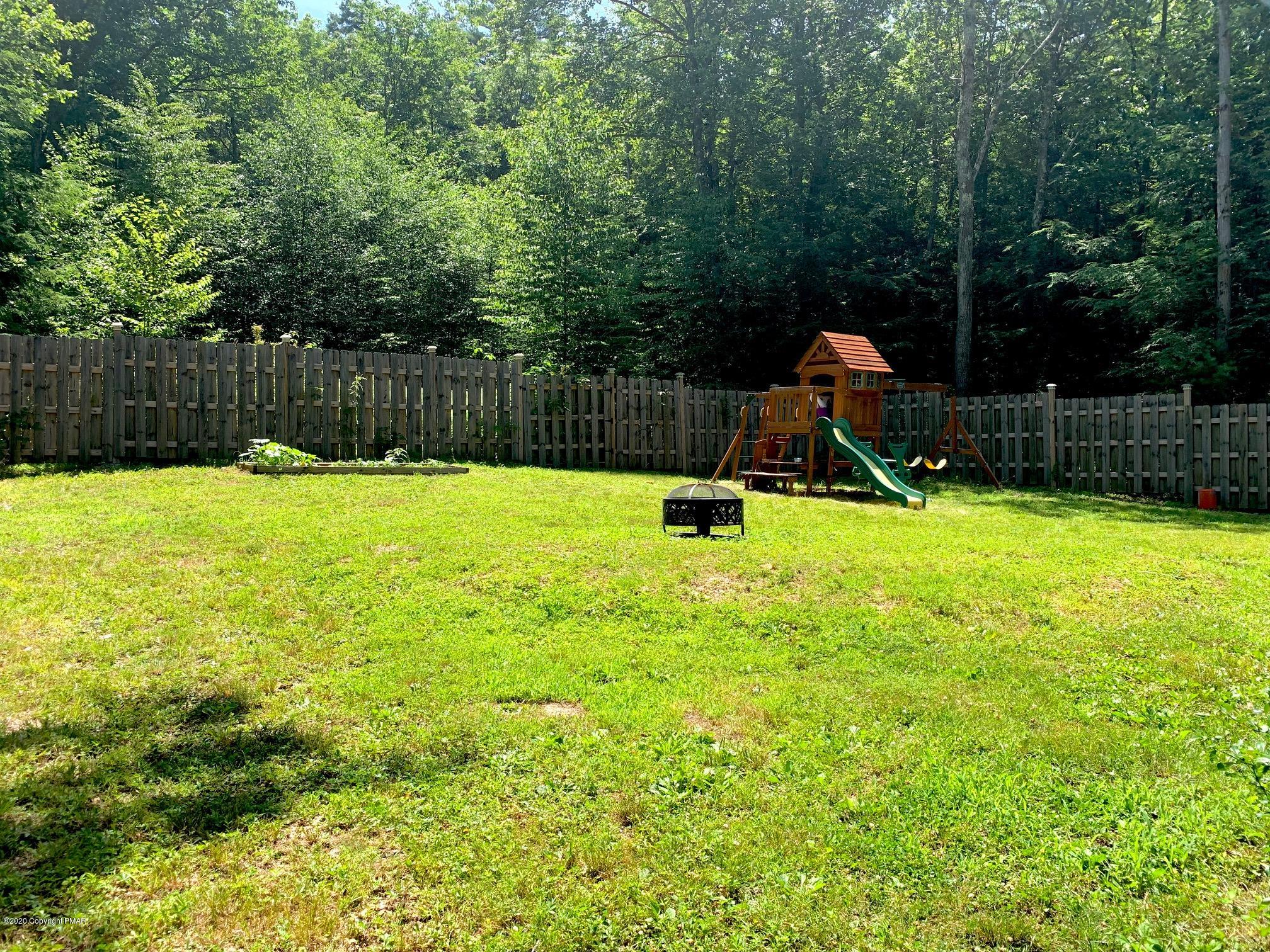 1270 Mountain Road Kunkletown, PA 18058 - Photo 14 of 17 Yard