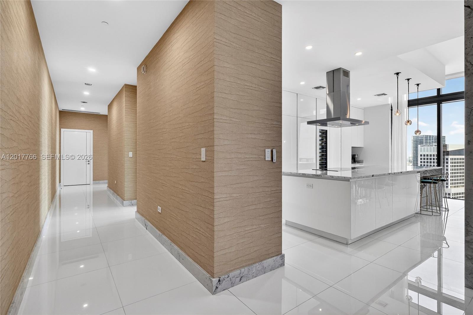 88 Southwest 7th Street, Unit PH4202 Miami, FL 33130 - Photo 17 of 88
