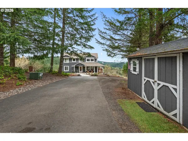 a house view with a outdoor space