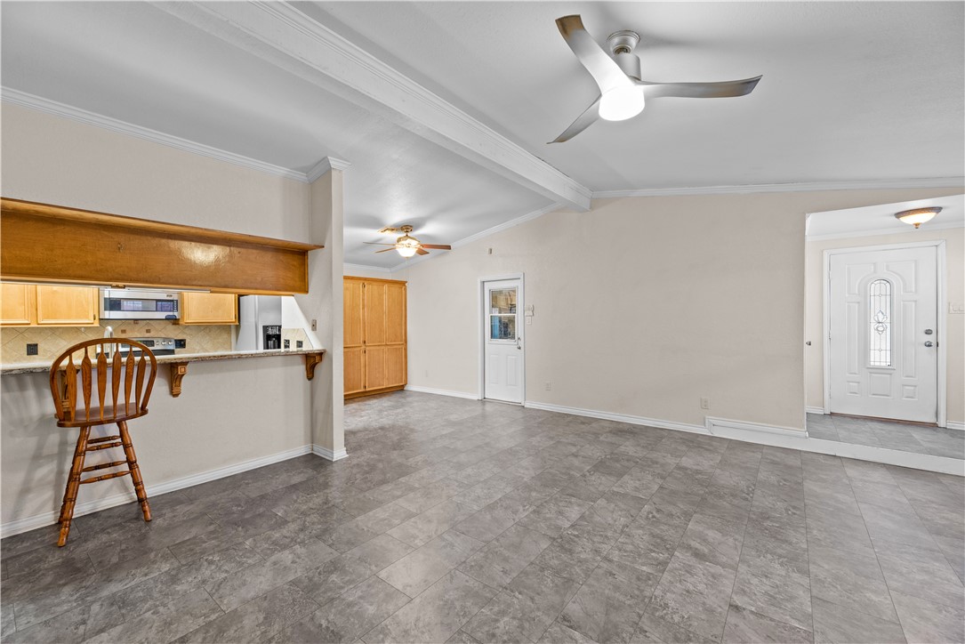 1305 Harbor Lights Drive Corpus Christi, TX 78412 - Photo 6 of 31 a view of workspace