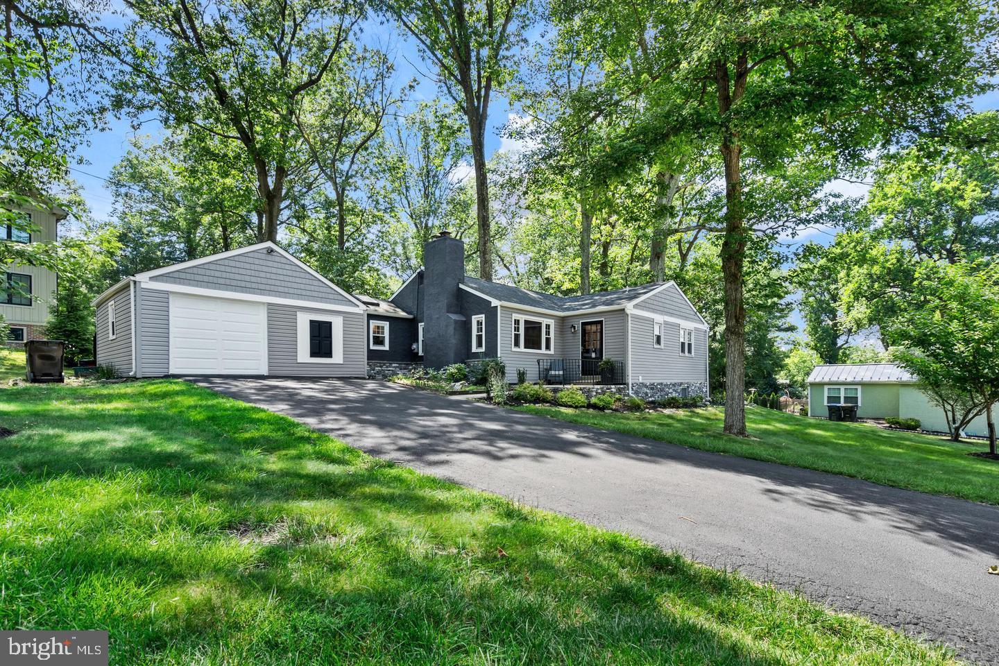 305 Irish Road Berwyn, PA 19312 - Photo 1 of 19 Gallery Image 1
