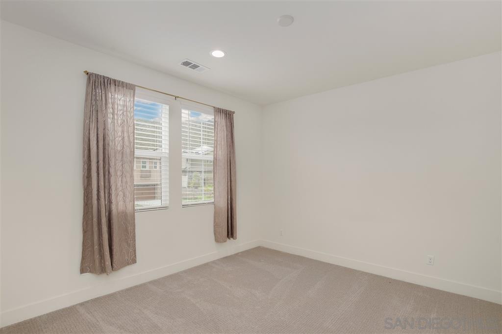 227 Ventasso Way Fallbrook, CA 92028 - Photo 14 of 25