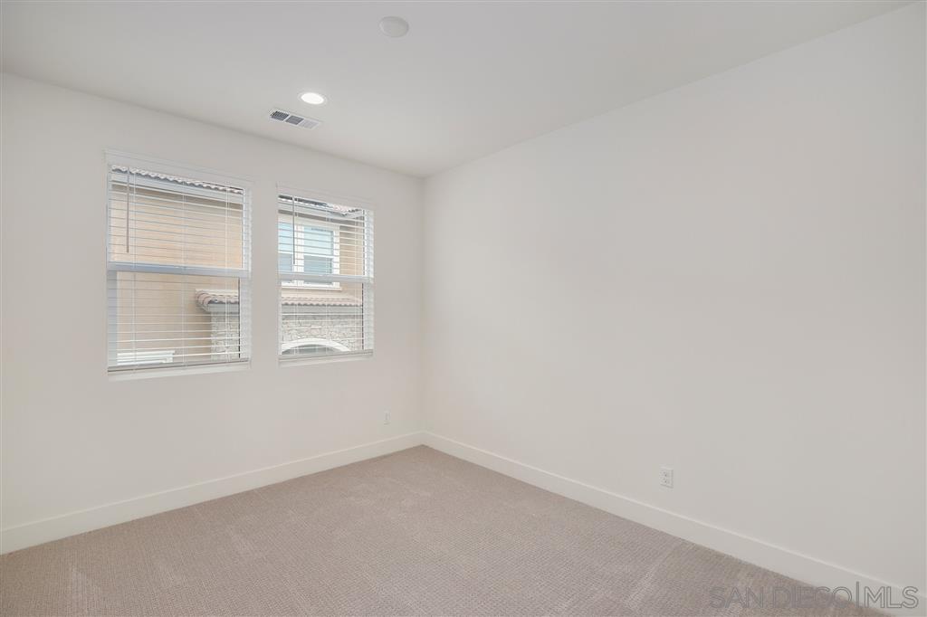 227 Ventasso Way Fallbrook, CA 92028 - Photo 16 of 25