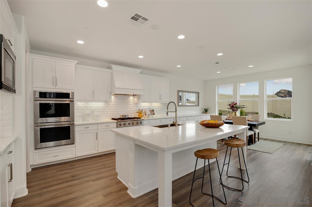 227 Ventasso Way Fallbrook, CA 92028 - Photo 7 of 25