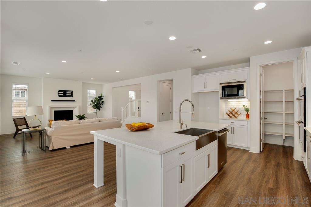 227 Ventasso Way Fallbrook, CA 92028 - Photo 9 of 25