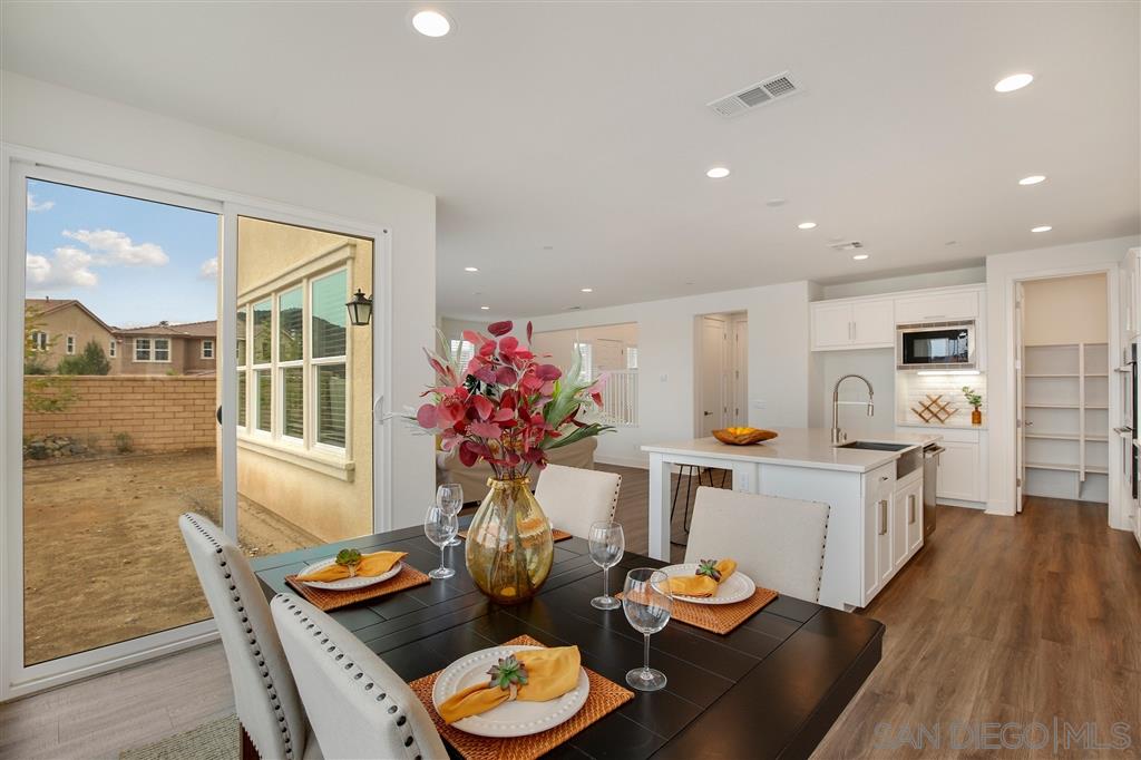 227 Ventasso Way Fallbrook, CA 92028 - Photo 10 of 25