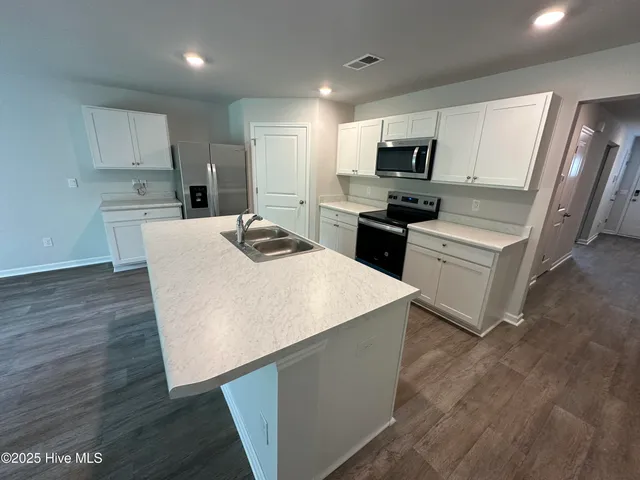 $1,995 | 1516 East Black Squirrel Lane Southeast, Bolivia, NC 28422