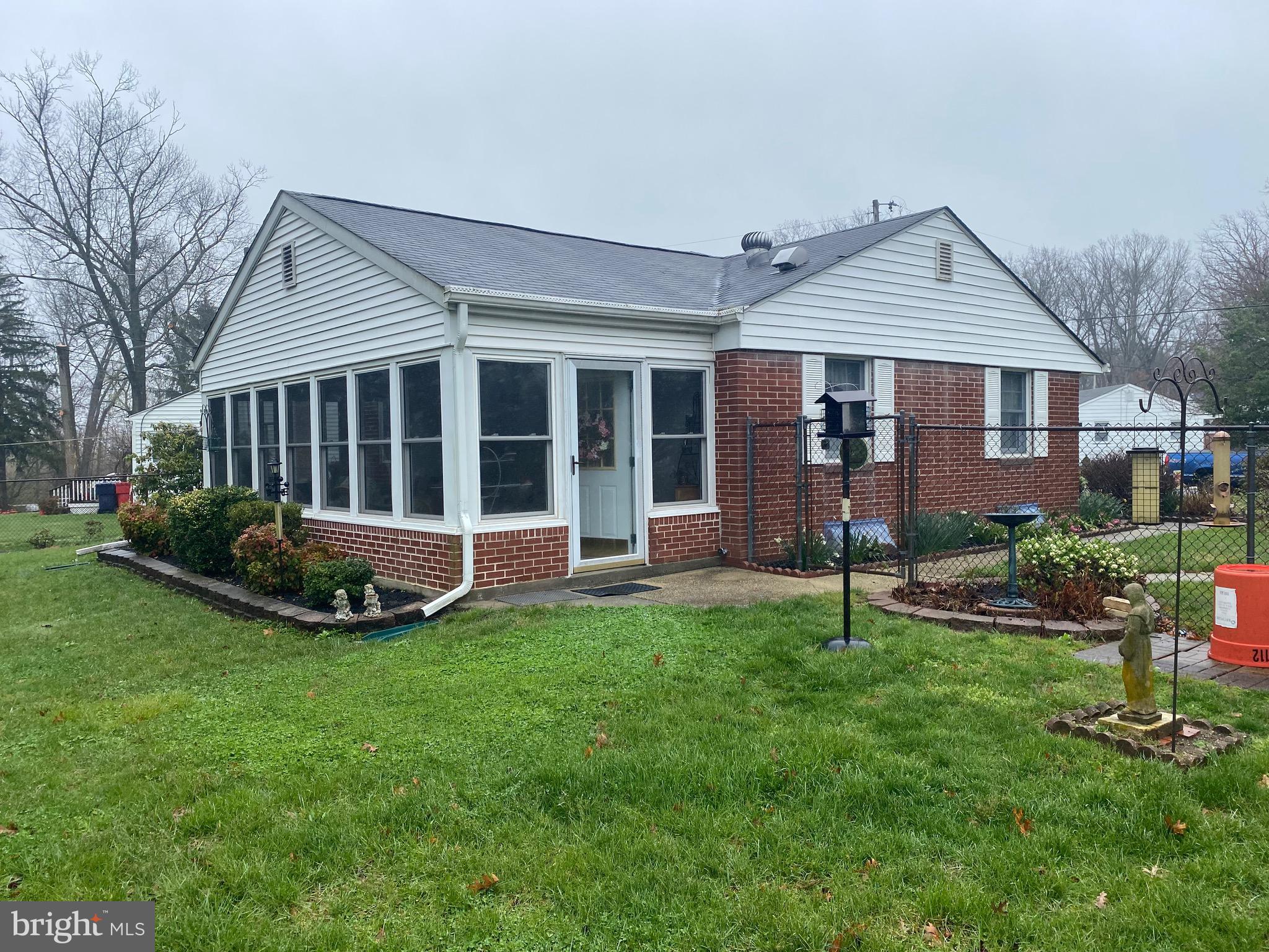 112 Spring Street Bridgeton, NJ 08302 - Photo 3 of 25 Gallery Image 3
