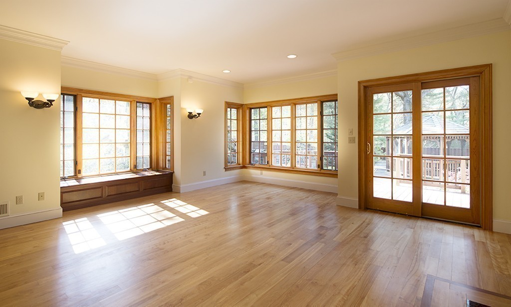 90 Kings Grant Road Weston, MA 02493 - Photo 12 of 29 Gallery Image 12