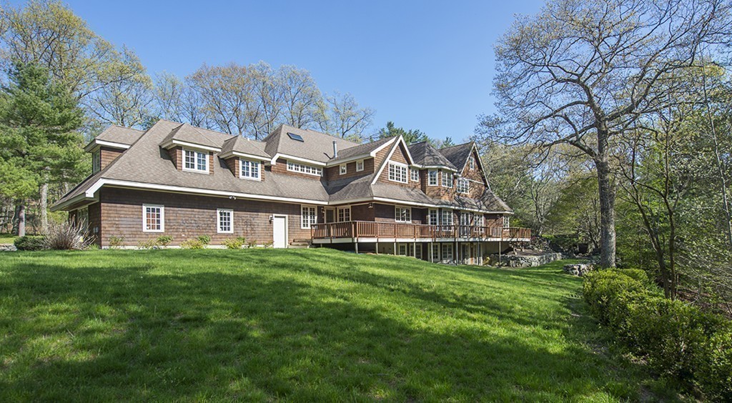 90 Kings Grant Road Weston, MA 02493 - Photo 19 of 29 Gallery Image 19
