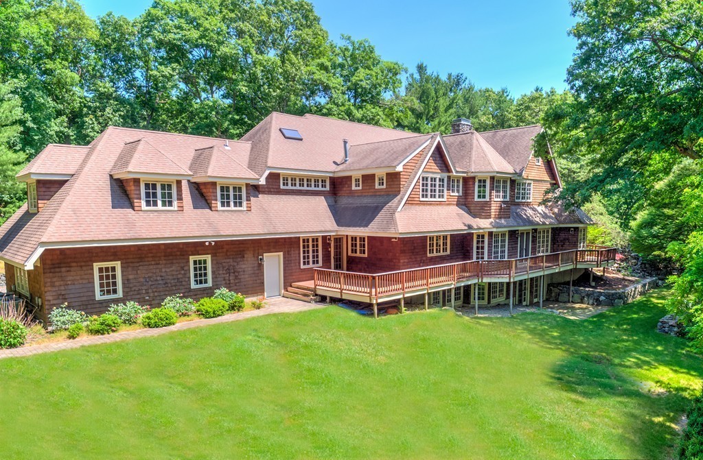 90 Kings Grant Road Weston, MA 02493 - Photo 10 of 29 Gallery Image 10