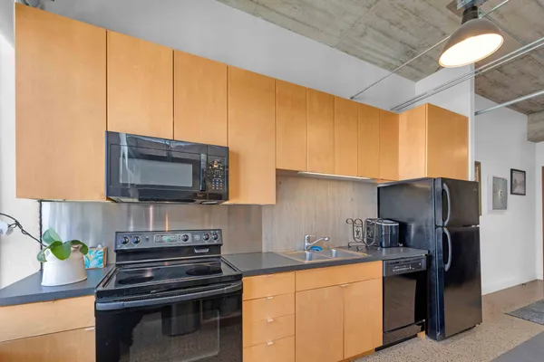 $2,650 | 710 Colorado Street, Unit 8C, Austin, TX 78701