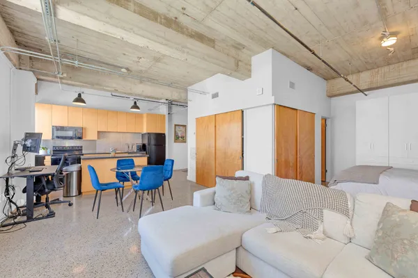 $2,650 | 710 Colorado Street, Unit 8C, Austin, TX 78701