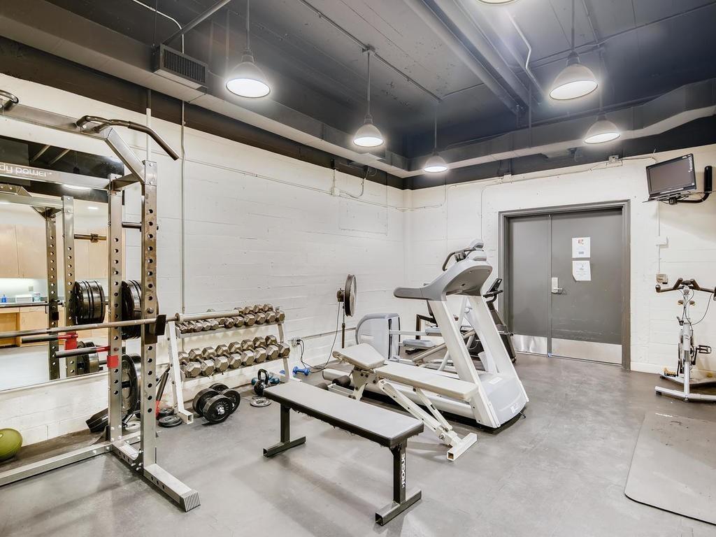 710 Colorado Street, Unit 8C Austin, TX 78701 - Photo 27 of 30 View of workout area