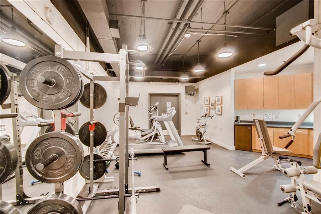 710 Colorado Street, Unit 8C Austin, TX 78701 - Photo 29 of 30 View of workout area