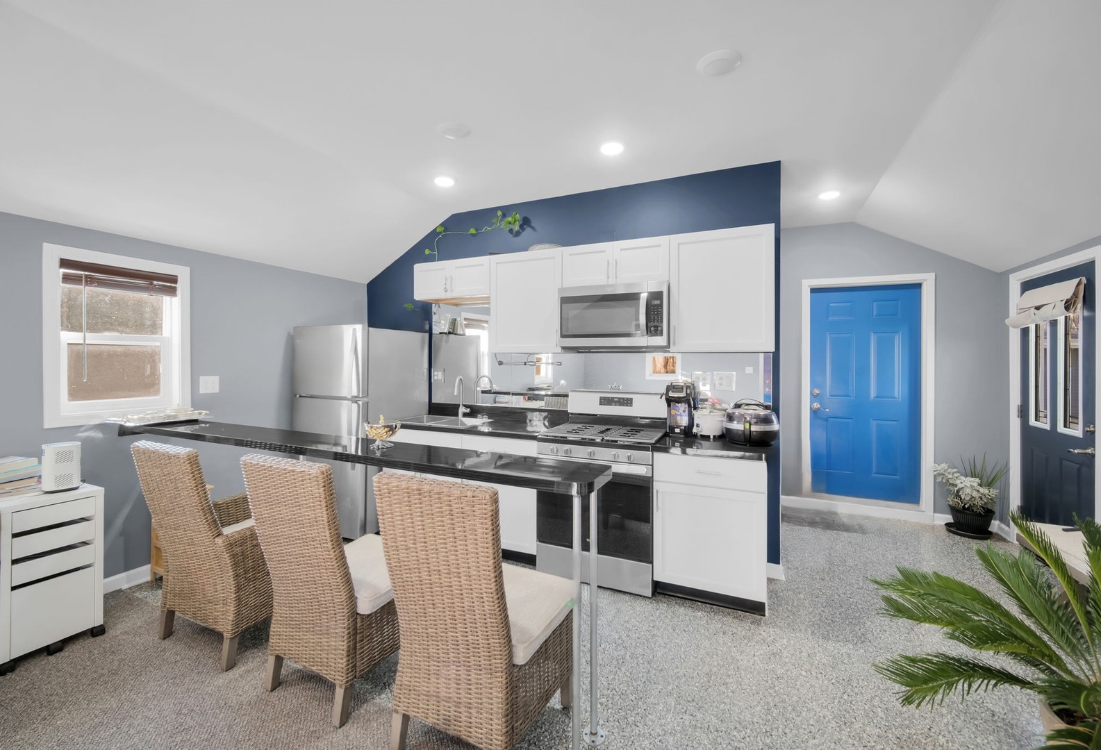 6N221 Virginia Road Roselle, IL 60172 - Photo 20 of 38