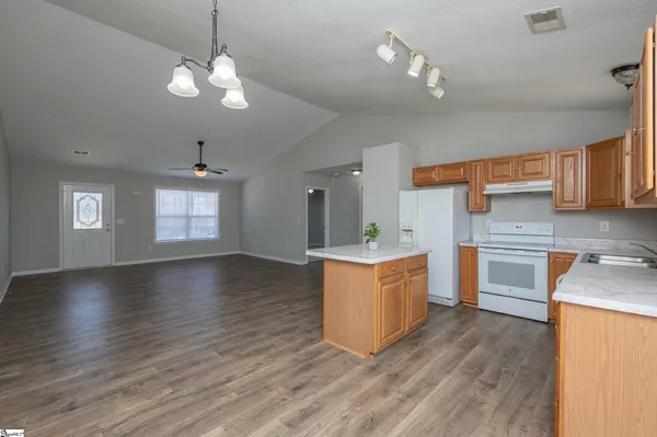 $295,000 | 11 Seaside Lane, Greer, SC 29650