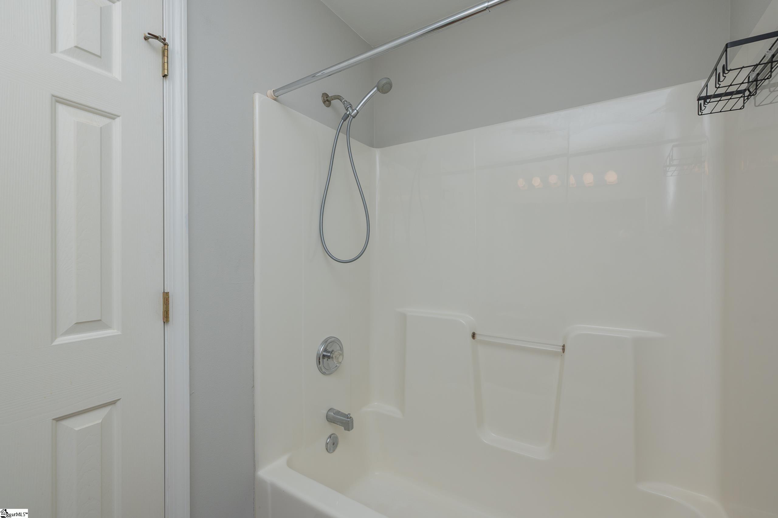 11 Seaside Lane Greer, SC 29650 - Photo 18 of 28