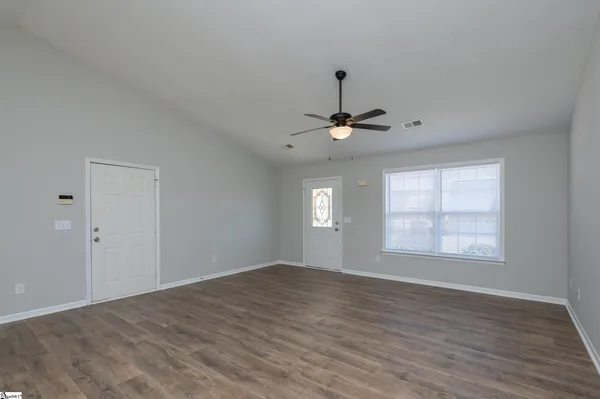 $295,000 | 11 Seaside Lane, Greer, SC 29650