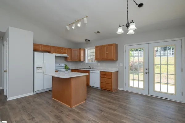$295,000 | 11 Seaside Lane, Greer, SC 29650