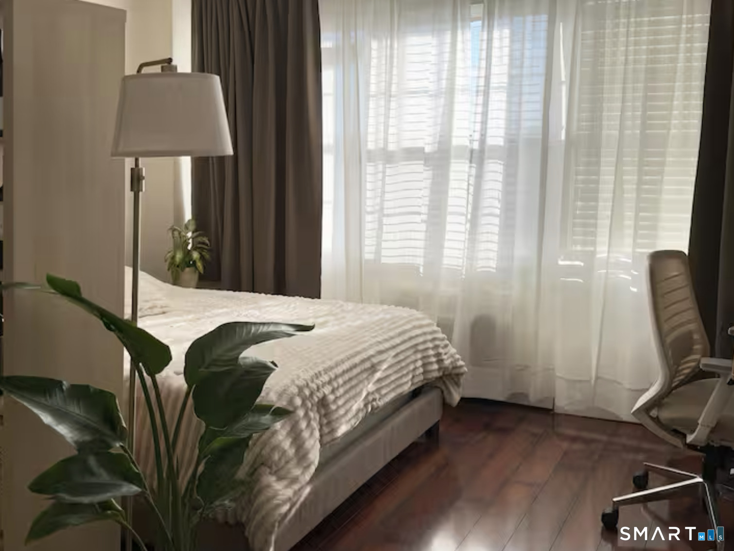 30 Glenbrook Road, Unit 8C Stamford, CT 06902 - Photo 4 of 9