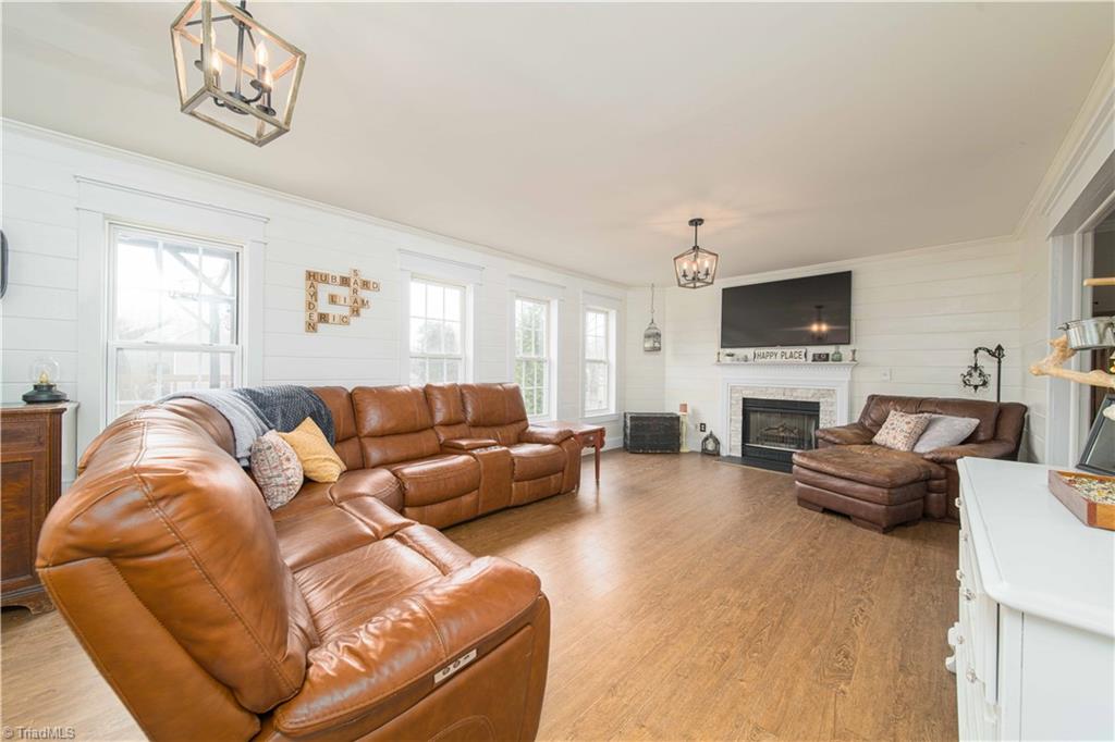 4100 Tolley Ridge Lane Winston-Salem, NC 27106 - Photo 12 of 41 Living