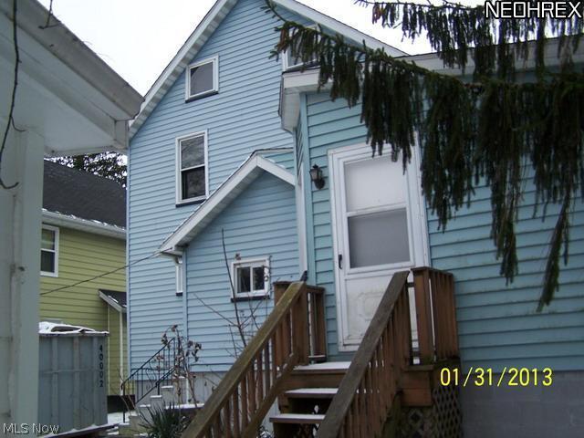 391 Elm Street Struthers, OH 44471 - Photo 4 of 10 Gallery Image 4