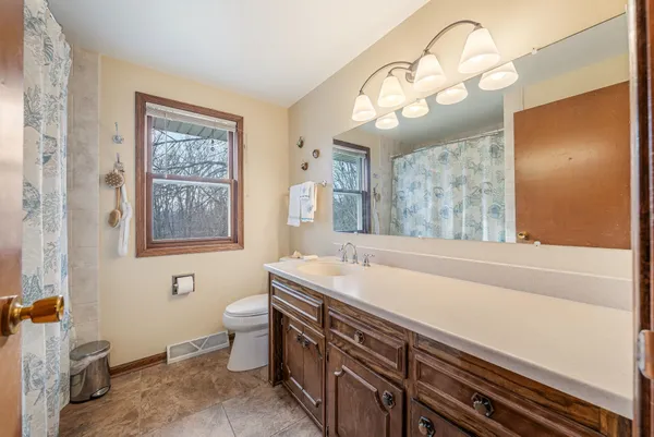 $419,900 | 3258 Peterson Road, Green Bay, WI 54311