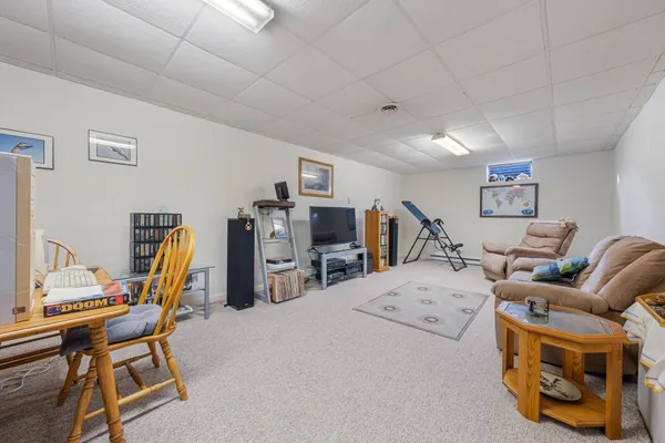 $419,900 | 3258 Peterson Road, Green Bay, WI 54311