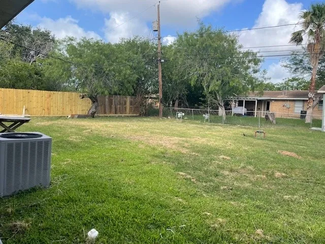 $1,700 | 1038 Zarsky Drive, Corpus Christi, TX 78412