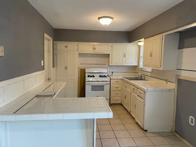 $1,700 | 1038 Zarsky Drive, Corpus Christi, TX 78412