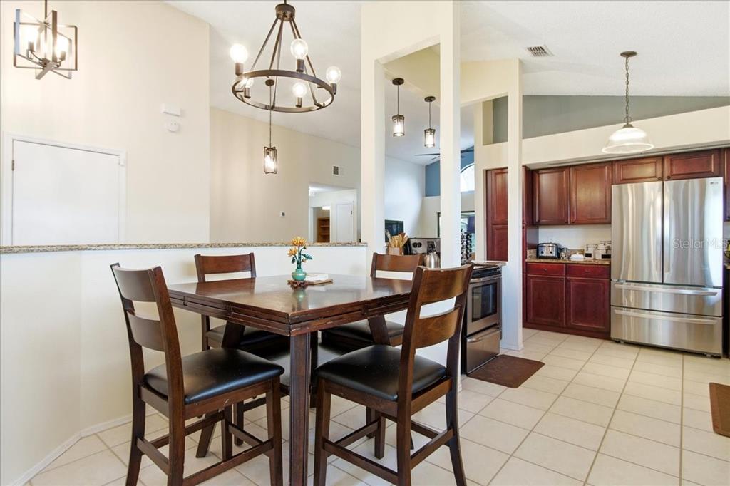 12720 Raftsmen Court Orlando, FL 32828 - Photo 6 of 32