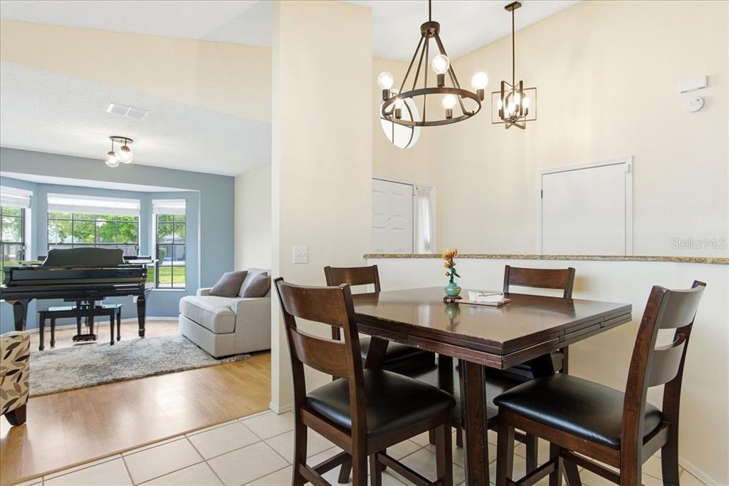 12720 Raftsmen Court Orlando, FL 32828 - Photo 7 of 32