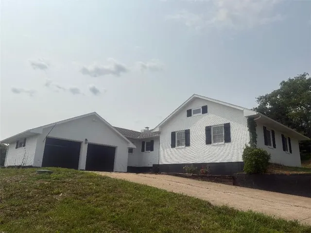 $354,900 | 39350 Business 10 Highway, Richmond, MO 64085