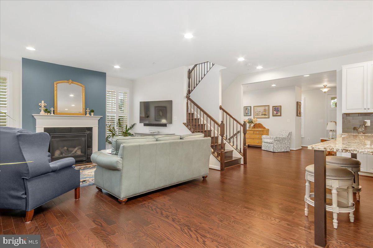 8434 Cliffview Lane Frederick, MD 21704 - Photo 12 of 53 Family Room